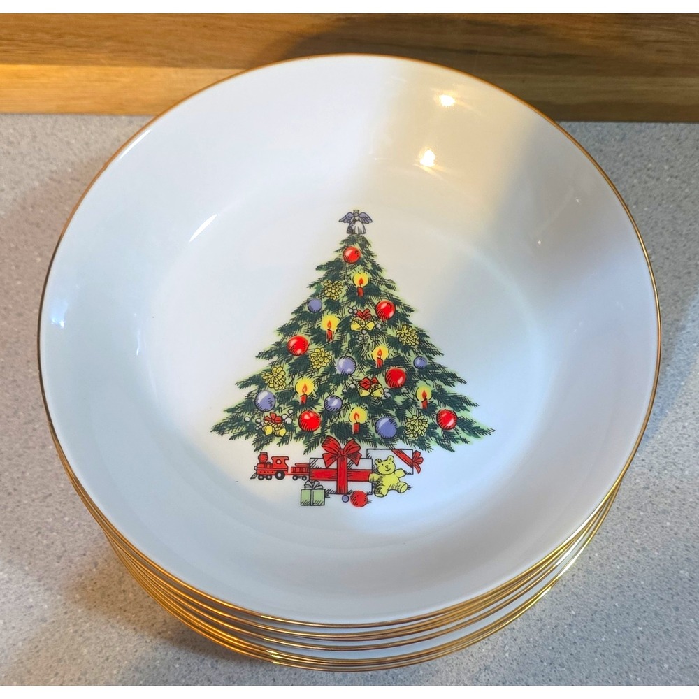 Jamestown China Christmas Tree Soup Bowls Set of 7, 7 in White Gold Rim